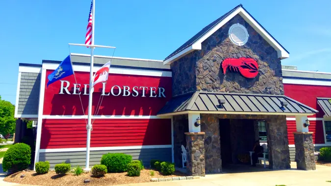 Red Lobster Restaurant "Red Lobster Restaurant" "Red Lobster" 6/2014 Pics by Mike Mozart of TheToyChannel and JeepersMedia on YouTube #RedLobster.
