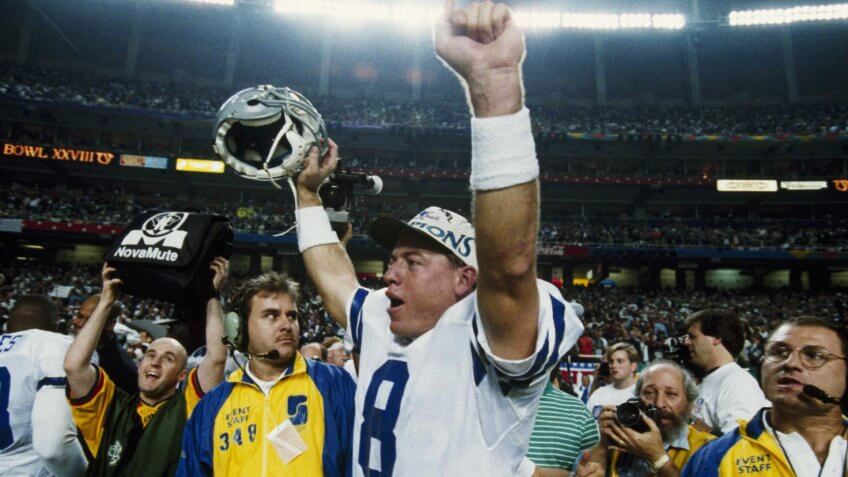Dallas Cowboys quarterback Troy Aikman celebrates the Cowboys' 30-13 Super Bowl win over the Buffalo Bills, at Atlanta's Georgia DomeSuper Bowl XXVIII 1994, Atlanta, USA.