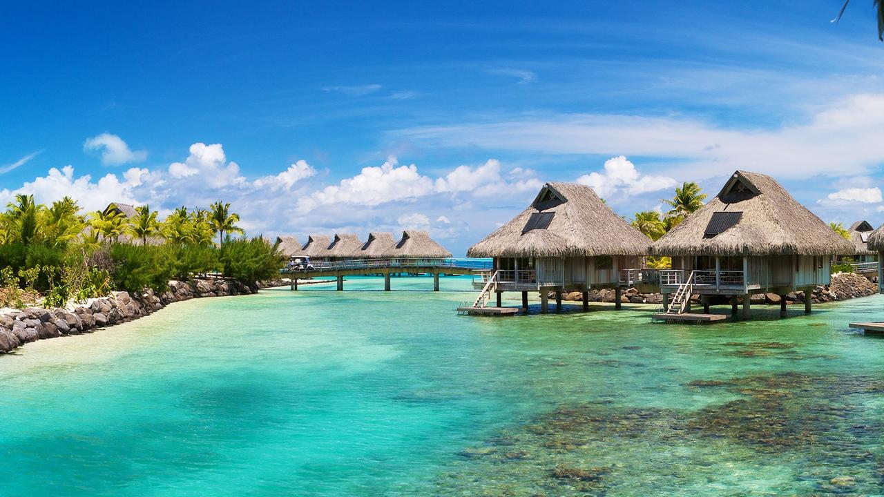 8 Luxurious Vacation Spots Beloved by the Rich and Famous
