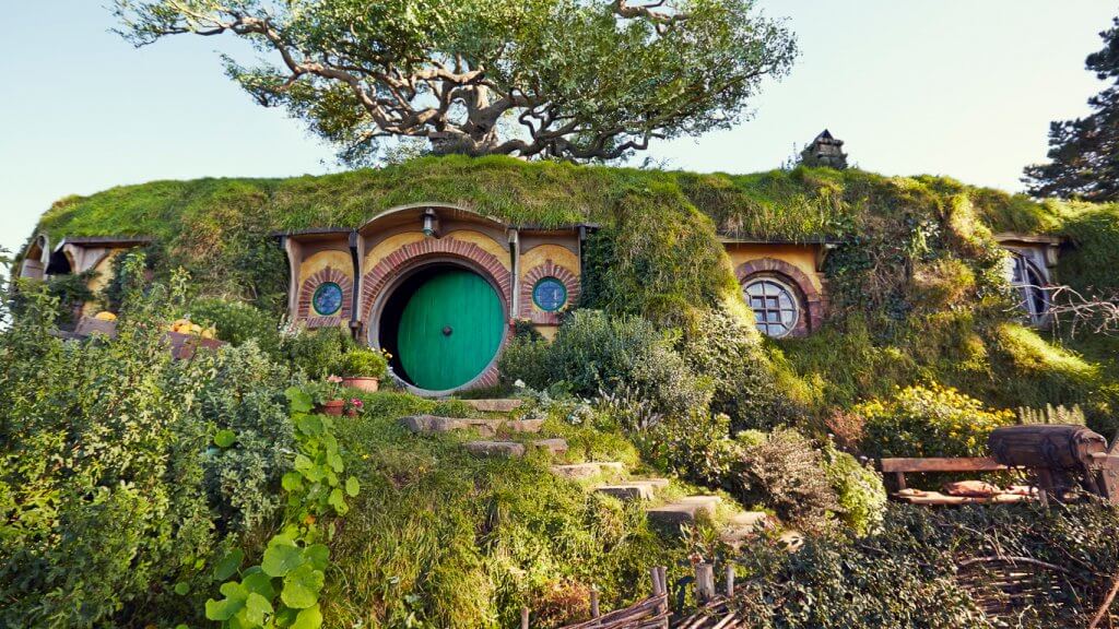 0_Nerdtastic_Spots_Main_Middle_Earth_NewZealand