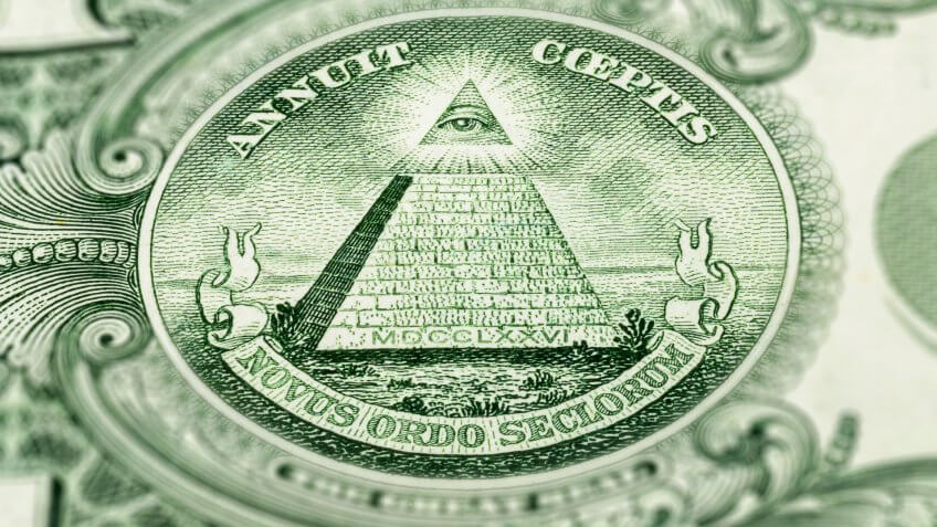 The Latin around the pyramid speaks to American exceptionalism