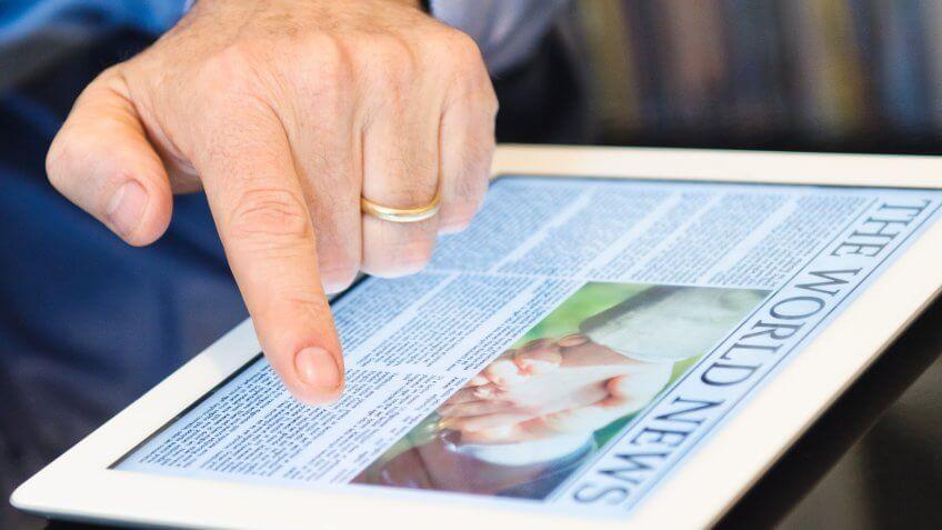 Digital Subscriptions Help Newspapers Stay Afloat