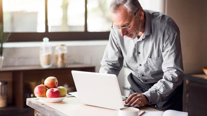 man-on-laptop-Dmytro