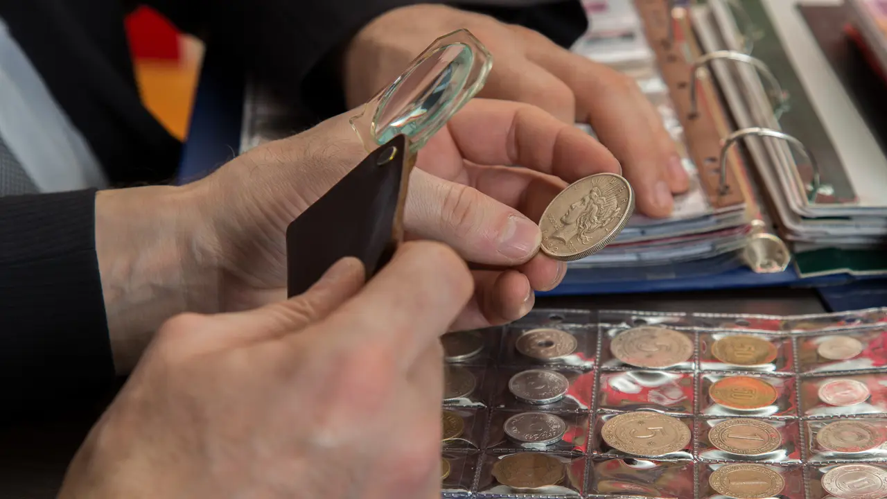 A U.K. Couple Found a Literal Hoard of Rare Gold Coins Buried