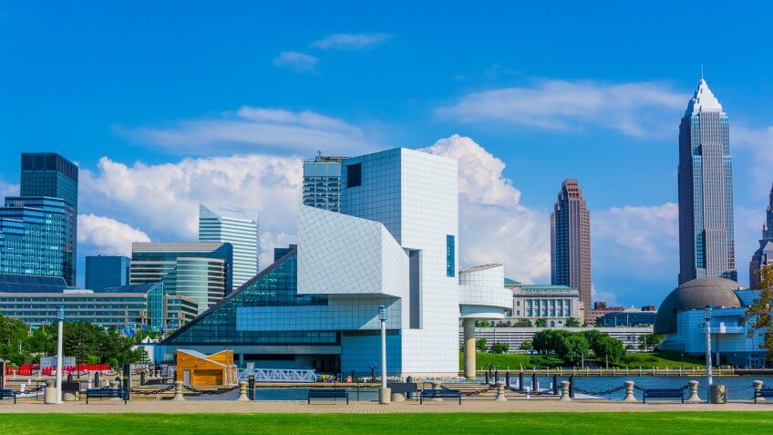Cleveland skyline and Lake Erie waterfront, OH.