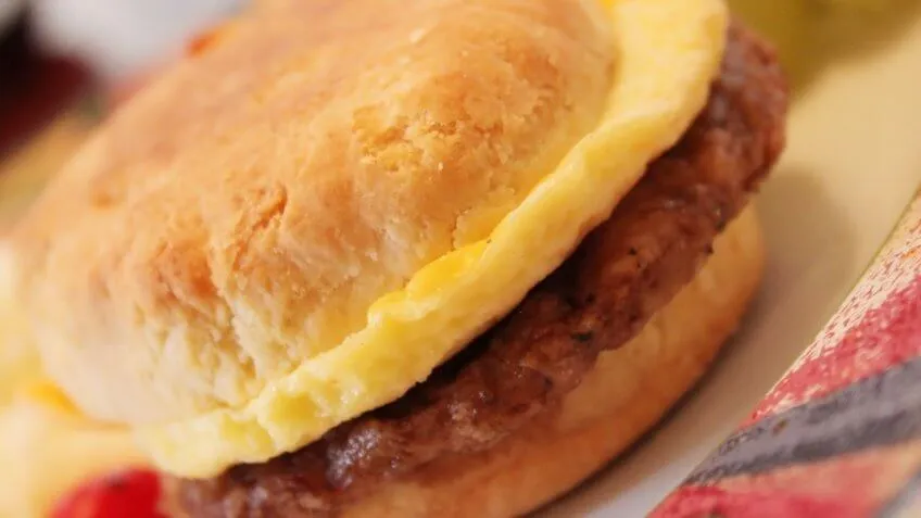 Buffett Starts His Day With a Cheap Breakfast