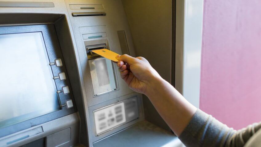 How to Withdraw Cash From Synchrony Bank