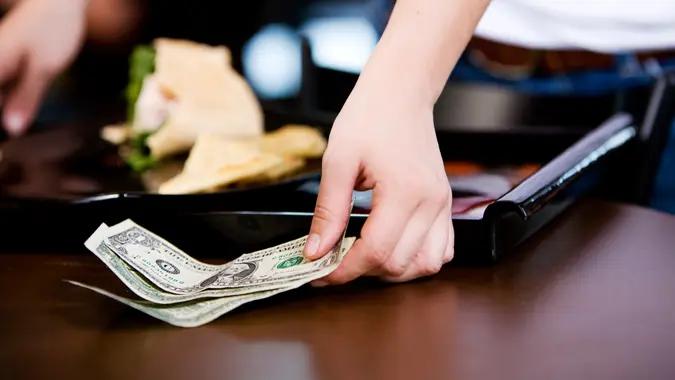 restaurant-tip