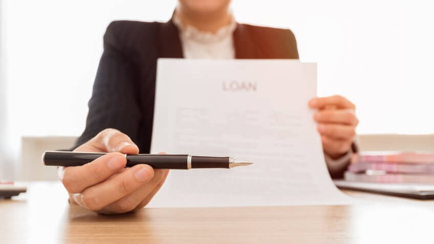 When Low Interest Rates Benefit Consumers