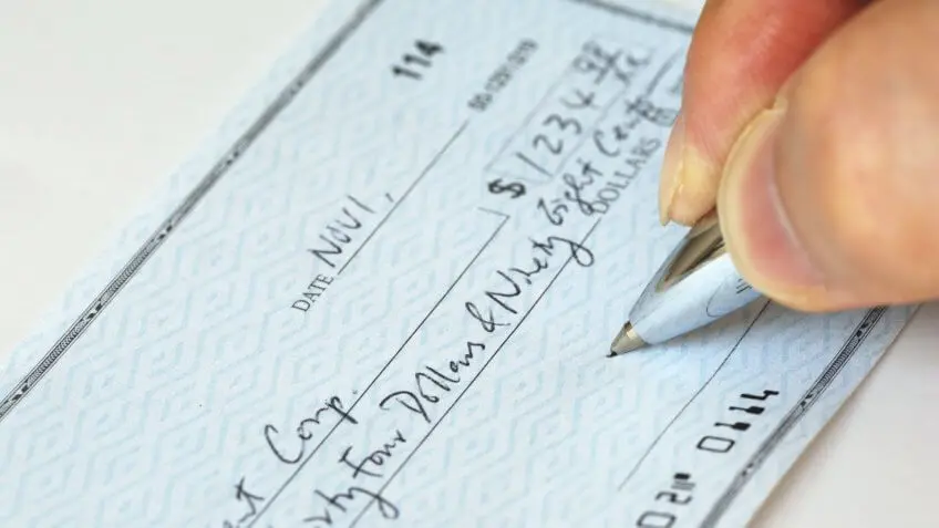 2. Avoid Making Late Payments