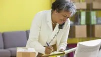 7 Jobs for Seniors Who Need to Qualify for Social Security