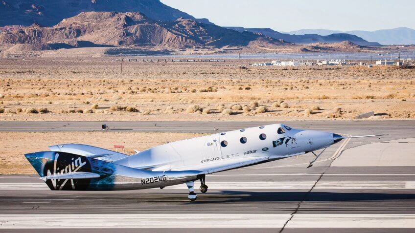 Virgin Spaceship Unity (VSS Unity) touches down after flying freely for the first time after being released from Virgin Mothership Eve (VMS Eve) on 3rd, December 2016 in the Mojave Desert.