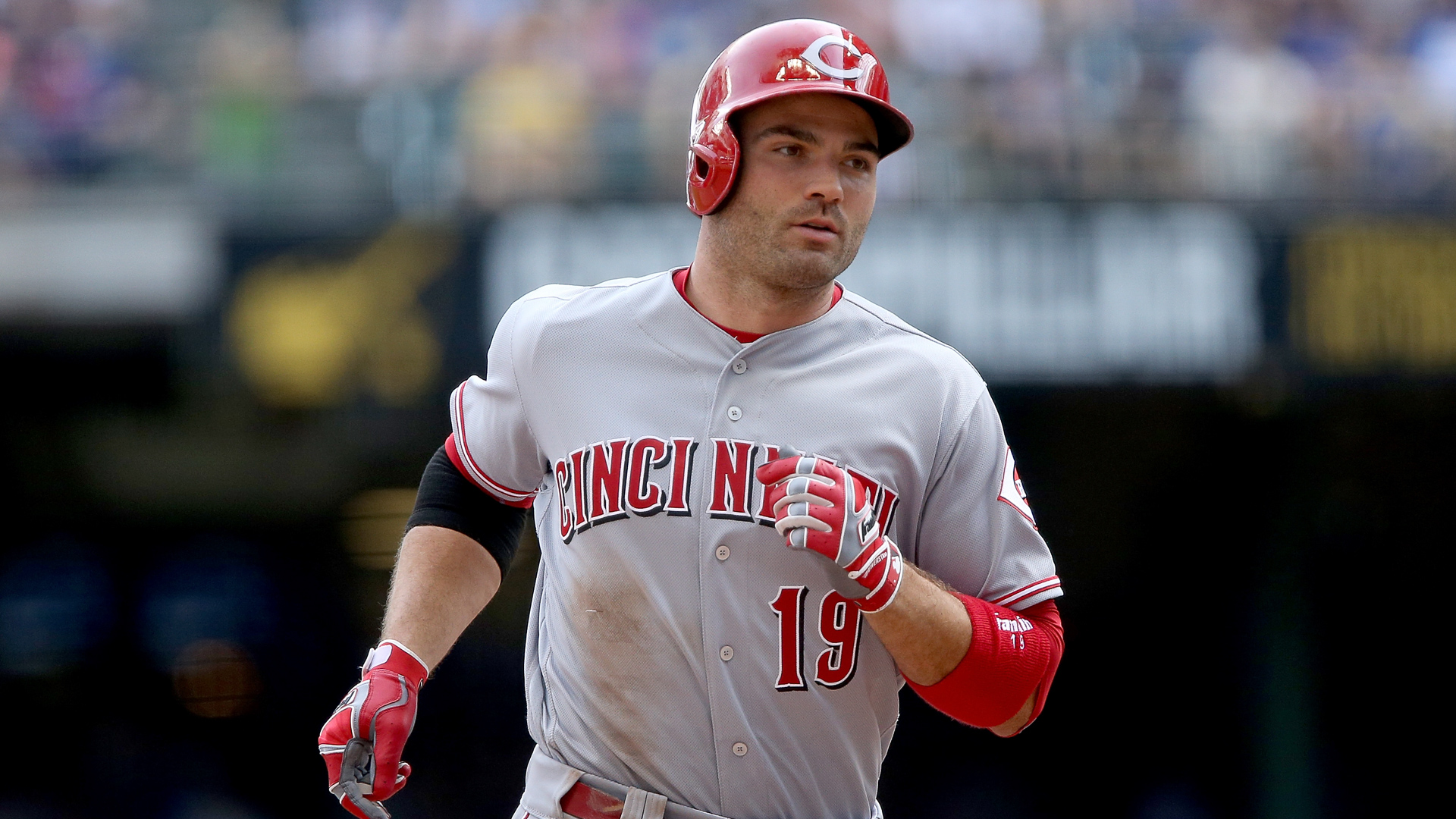 Joey Votto Gigantic Net Worth, Gorgeous Girlfriend 