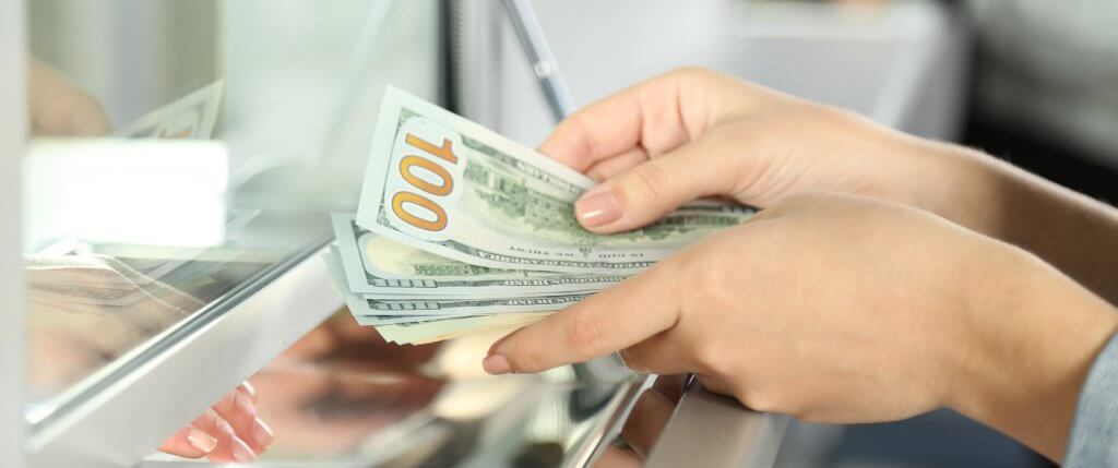 where-can-i-cash-a-cashier-s-check-gobankingrates