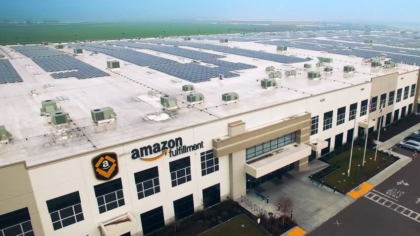 Amazon fullfillment center, solar panels