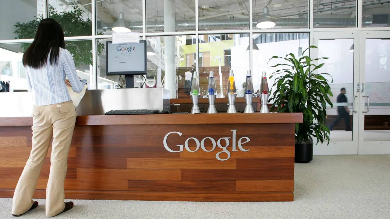 Interns at These Companies Make More Than the Average American Worker |  GOBankingRates