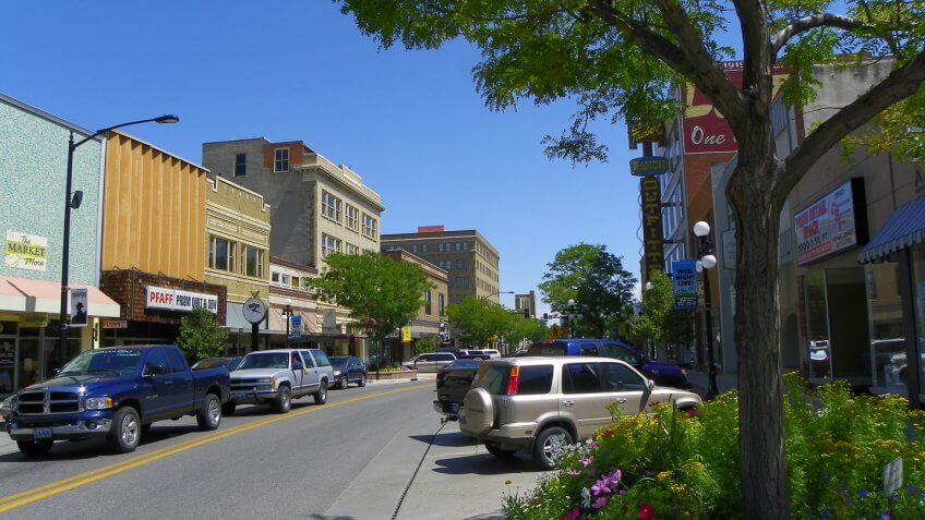 11657, Best Cities for Retirement in These Income Tax-Free States, Casper Wyoming, Horizontal