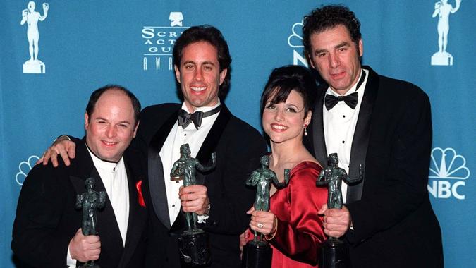 22FEB97: Seinfeld stars JASON ALEXANDER (left), JERRY SEINFELD, JULIA LOUIS DREYFUS & MICHAEL RICHARDS with their Screen Actors