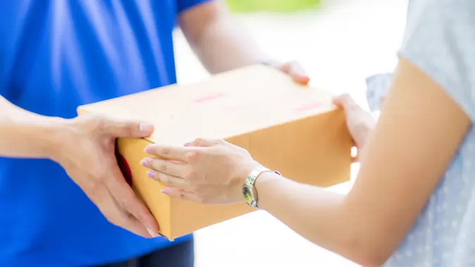 shipment-delivery