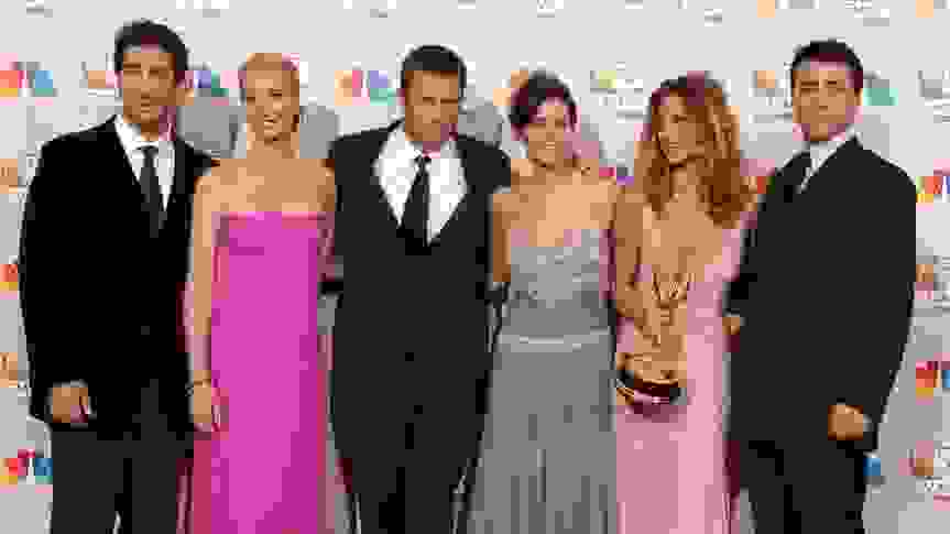 How Rich Are Jennifer Aniston and These Other ‘Friends’ Stars?