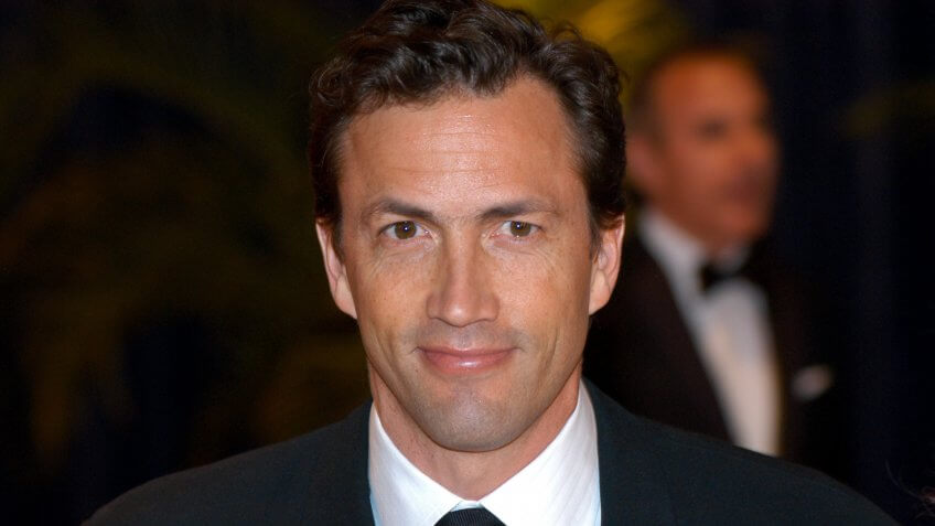 Andrew-Shue