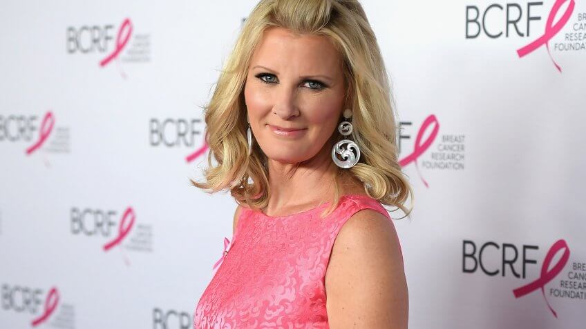 NEW YORK, NY - MAY 12: Chef Sandra Lee attends The Breast Cancer Research Foundation's 2017 Hot Pink Party at the Park Avenue Armory on May 12, 2017 in New York City.