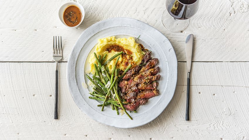 steak, potatoes and green beans
