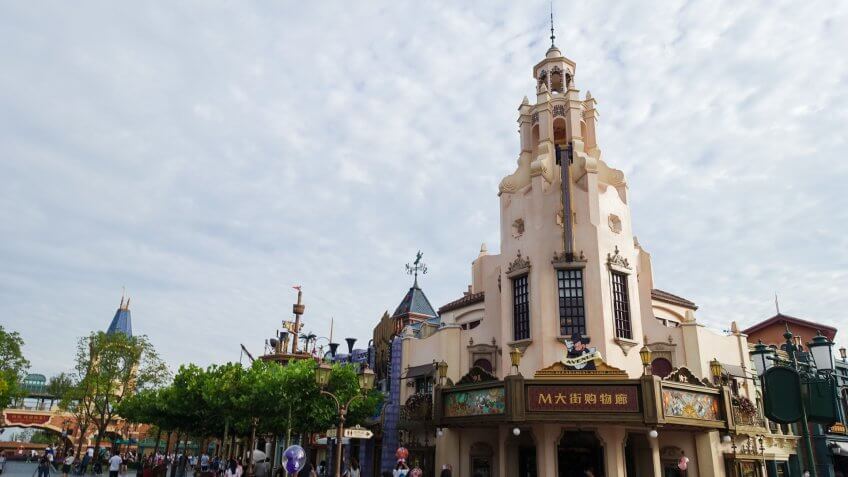 Mickey Avenue.