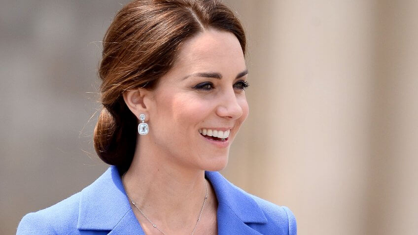 kate middleton smiling