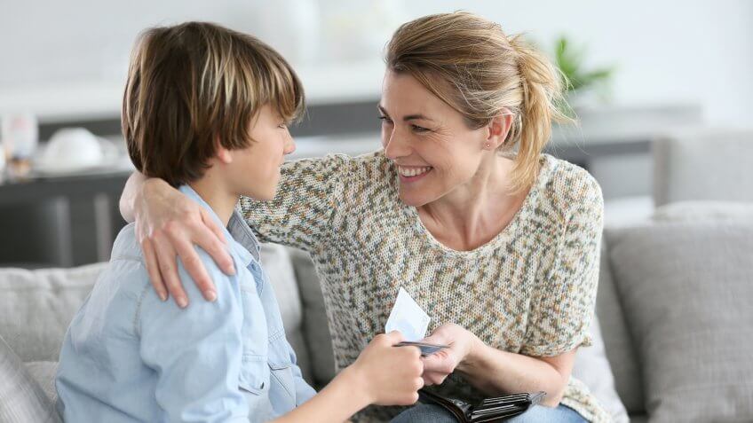 talking-to-son-money