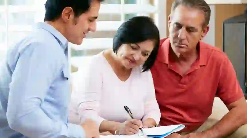 How Does a Roth IRA Grow Over Time?