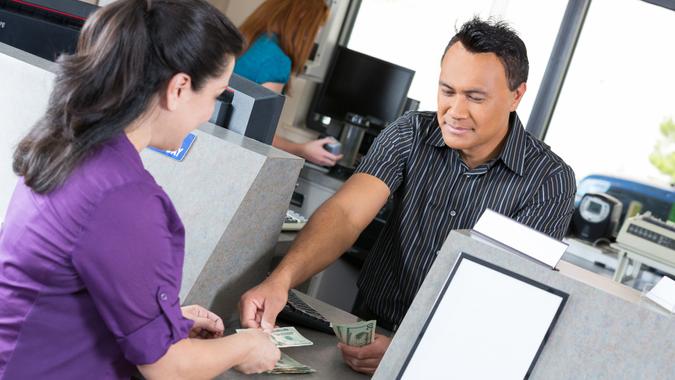 What Are the Cashier’s Check Fees at Chase, Bank of America & Other Top Banks?