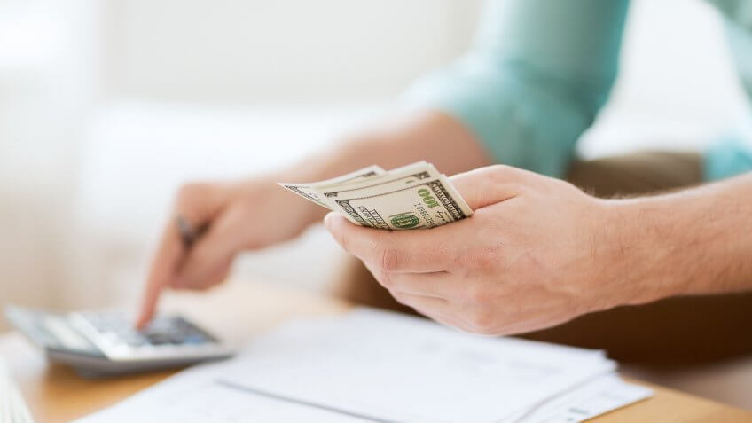 calculating money