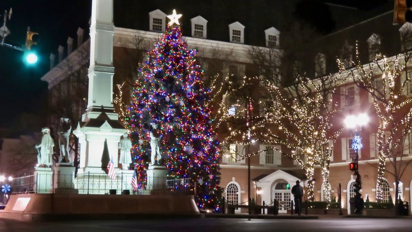 Lancaster, PA, Penn Square, Christmas season at night.