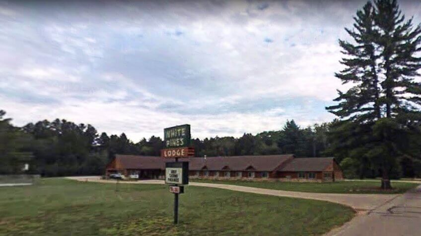 White Pines Lodge