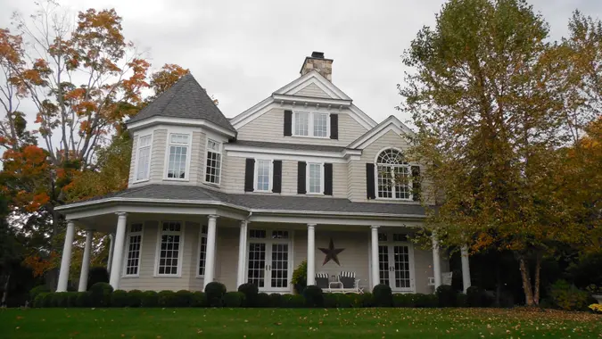 4 Money Moves To Make When Your House Is Worth a Million Dollars 4 Money Moves To Make When Your House Is Worth a Million Dollars