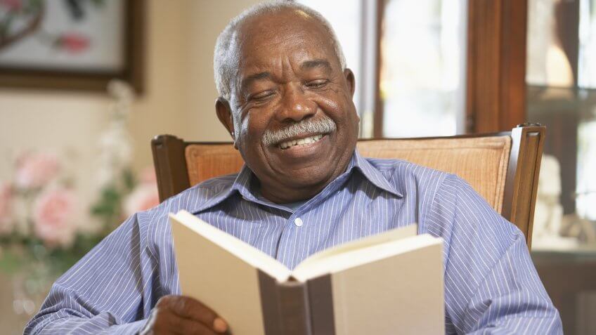 senior-retired-reading