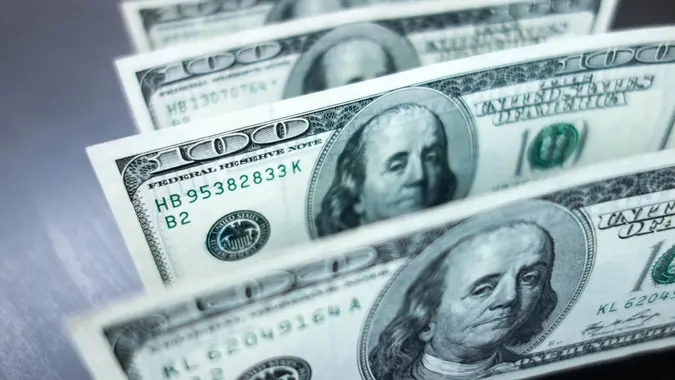 100 dollar notes