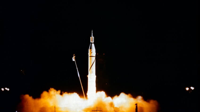 JUPITER C #29 LIFTOFF JANUARY 31, 1959 REF: 59K-2325-6 (MIX FILE).