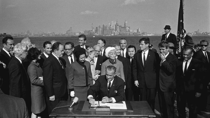 1965-Lyndon-B-Johnson-Signing