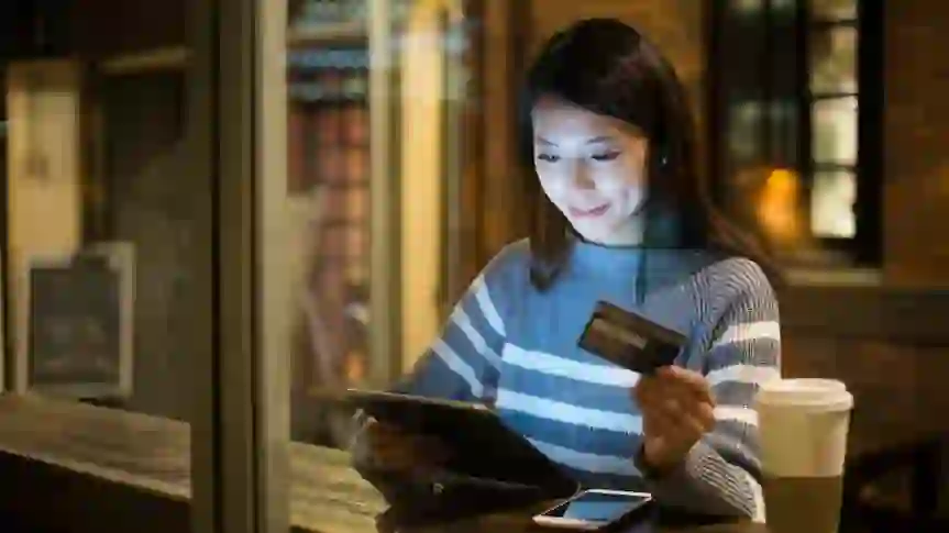 Here’s How Long Credit Card Debt Really Takes To Pay Off if You Only Make Minimum Payments