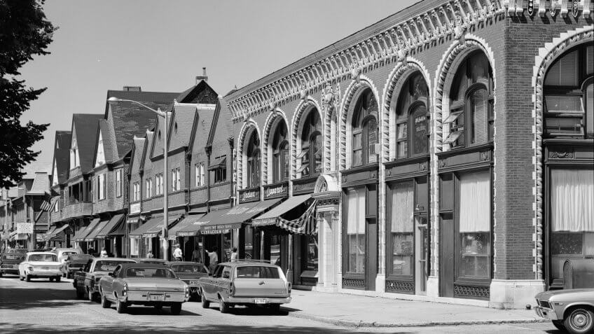 1970-Audrain-Building-Newport-RI