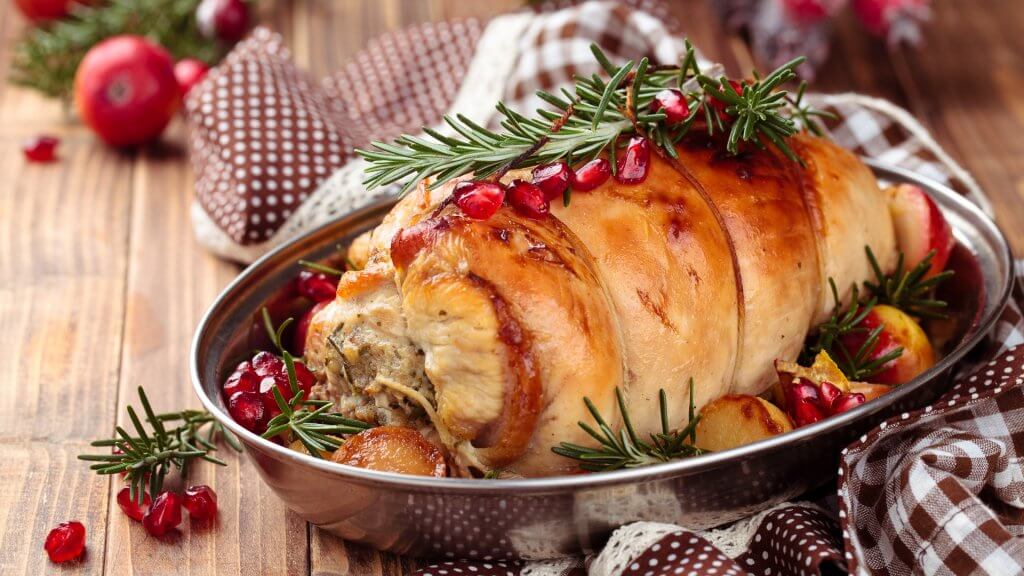 Epic Christmas Feasts to Prep on a Budget  GOBankingRates