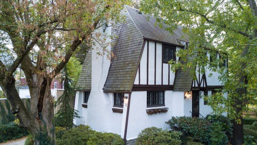 2 BALWYN PlBALA CYNWYD, PA 19004