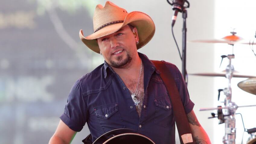 Country music artist Jason Aldean performs onstage at NBC's 'Today Show' at Rockefeller Plaza July 31, 2015 in New York City.