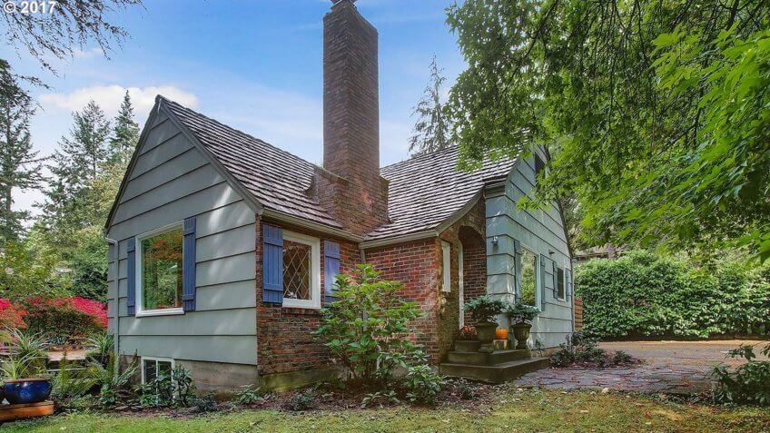3815 SW Hamilton St Portland, OR 97221