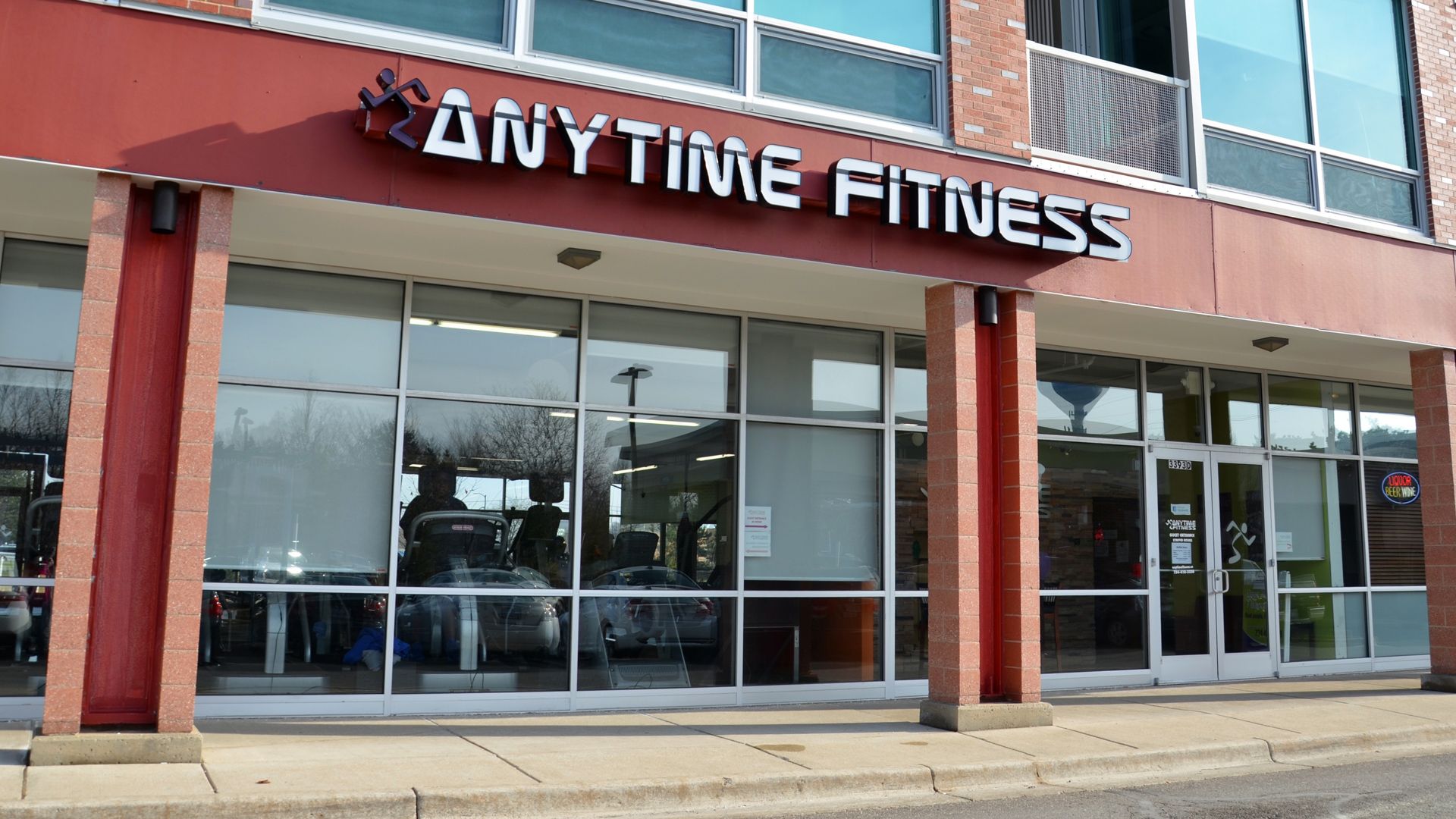 la fitness price per year