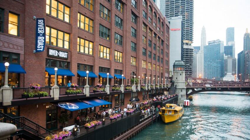 River Roast Restaurant Illinois.