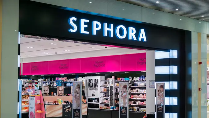 5 Amazing Deals at Sephora To Buy Ahead of the Holidays 5 Amazing Deals at Sephora To Buy Ahead of the Holidays