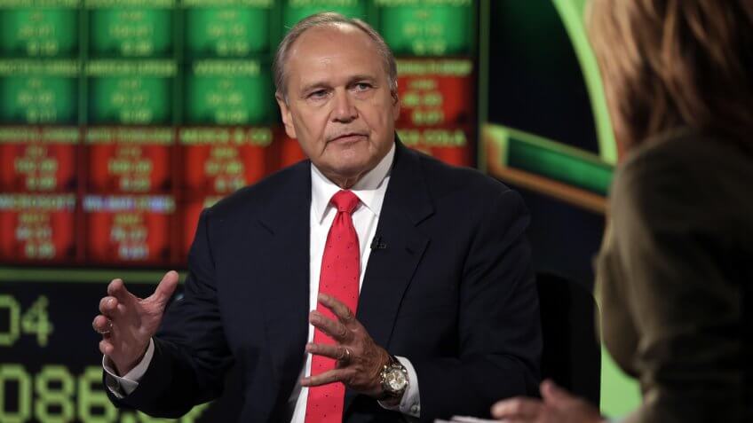 Robert Nardelli, Maria Bartiromo Bob Nardelli, former CEO of Home Depot and Chrysler, is interviewed by Maria Bartiromo during her "Opening Bell With Maria Bartiromo" program on the Fox Business Network, in New YorkQuayle Nardelli, New York, USA.